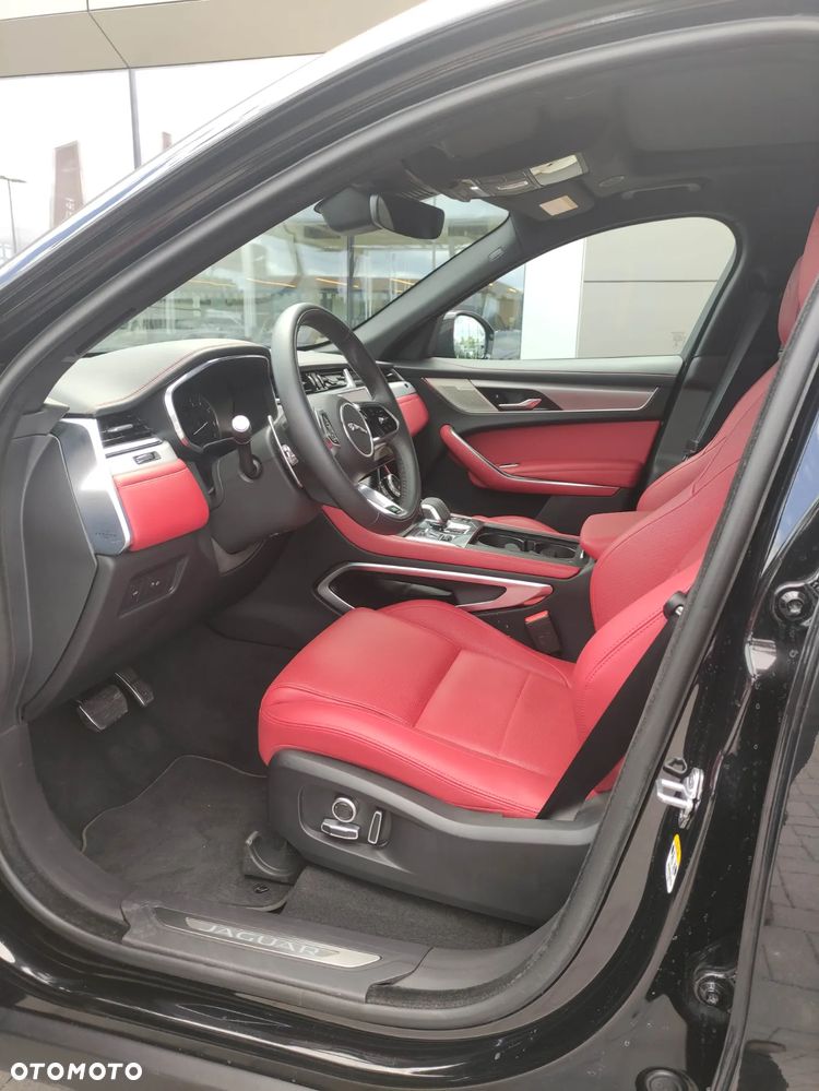 Jaguar F-Pace - 20