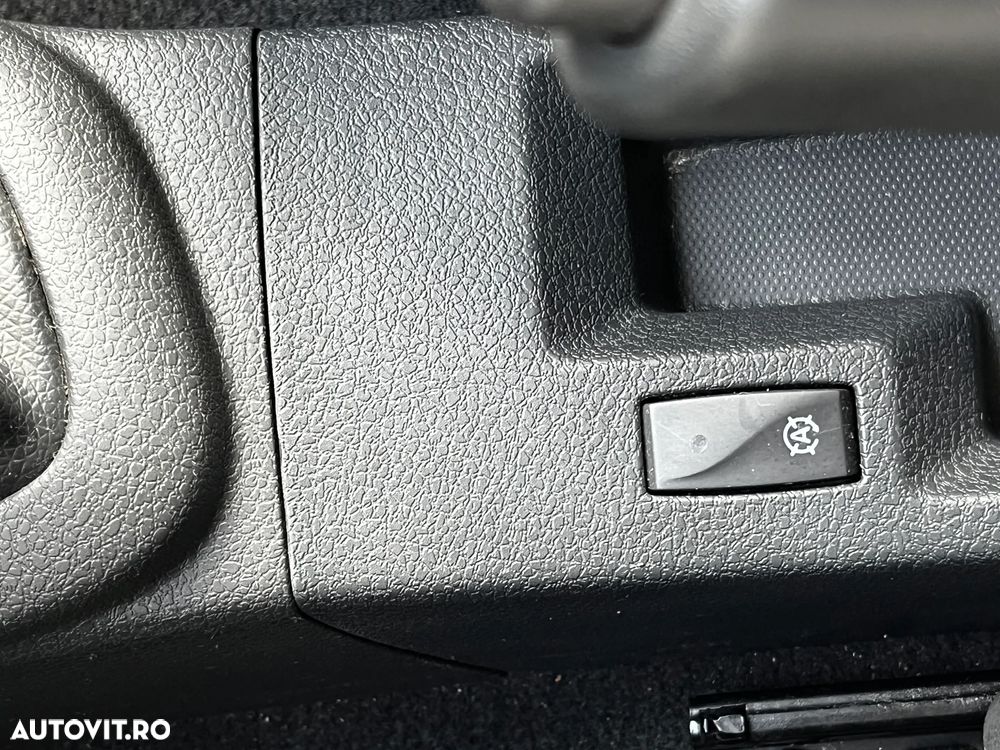 Dacia Logan 1.0 SCe Acces - 19