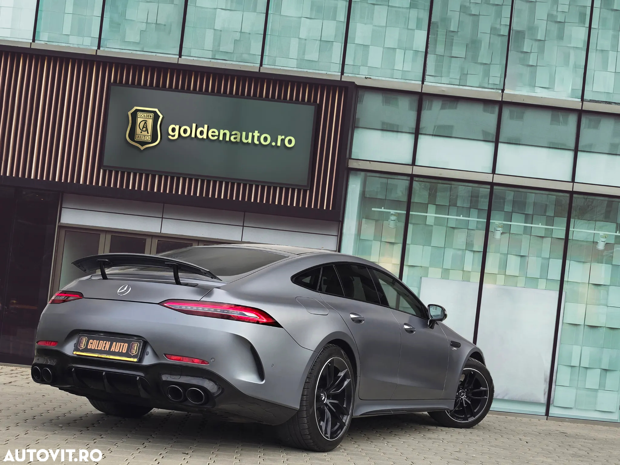 Mercedes-Benz AMG GT 53 4MATIC+ - 32