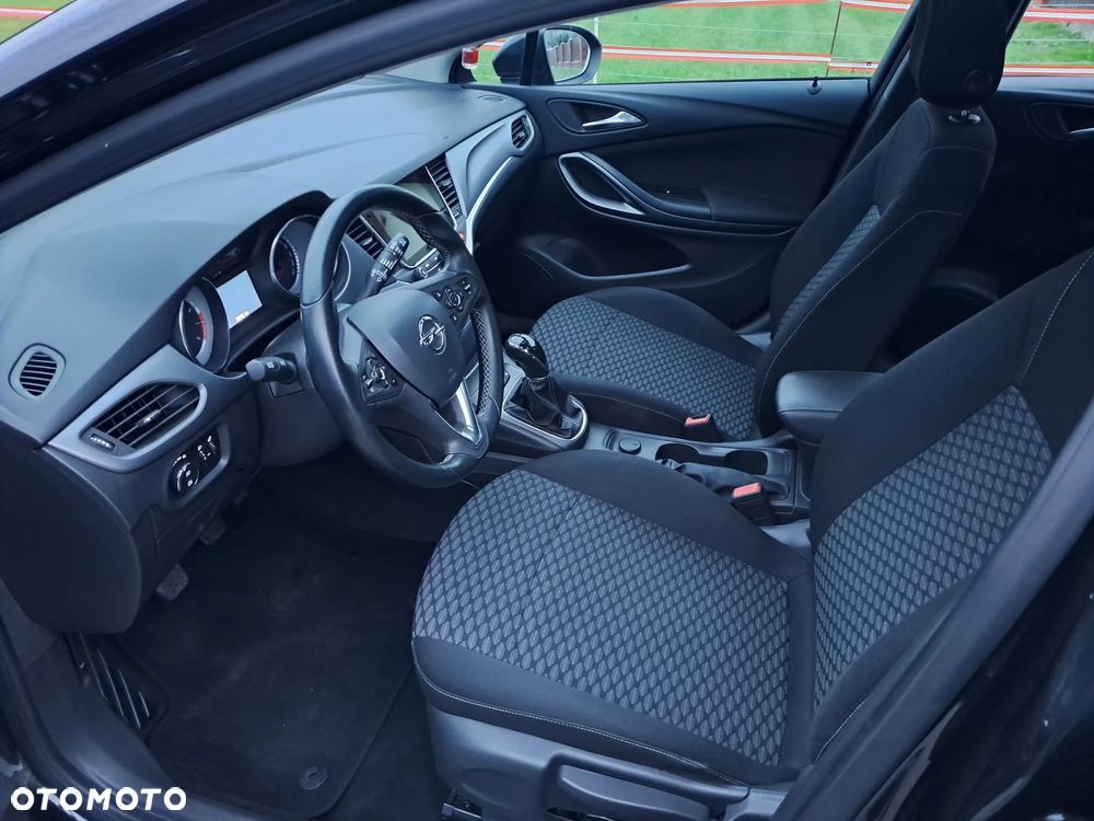 Opel Astra - 9
