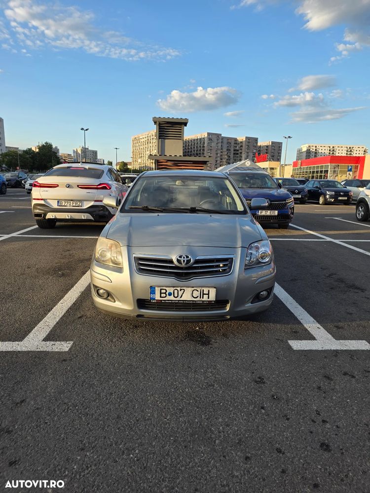 Toyota Avensis 1.8 Executiv - 3