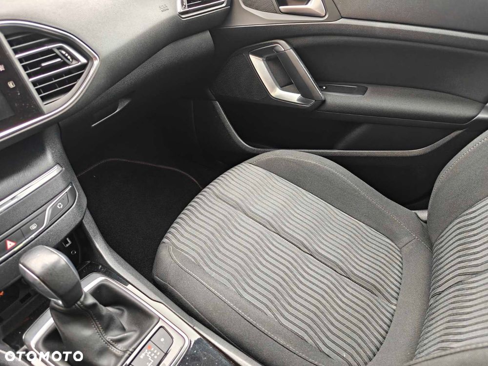 Peugeot 308 1.6 BlueHDi Active S&S - 31