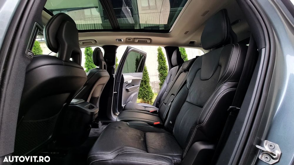 Volvo XC 90 D5 AWD Geartronic Inscription - 28