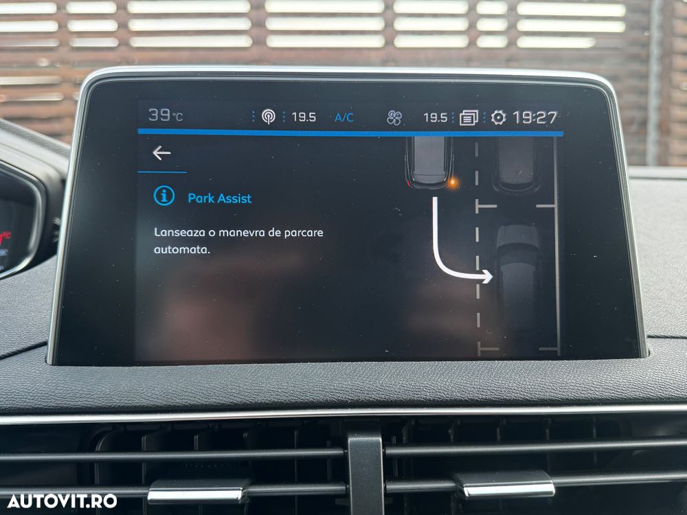 Peugeot 3008 BlueHDi 130 Stop & Start EAT8 Active - 32