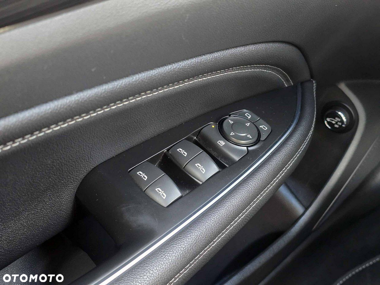 Opel Insignia - 7