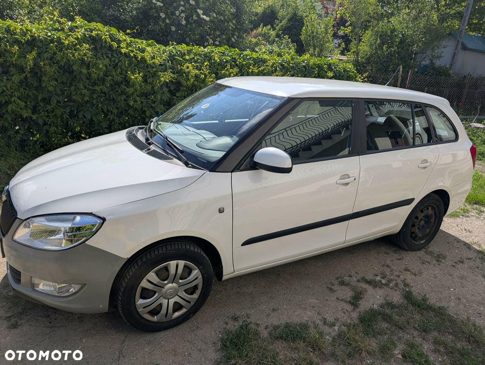Skoda Fabia 1.4 16V Ambition Plus - 11