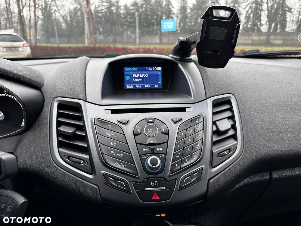 Ford Fiesta 1.25 Celebration - 22