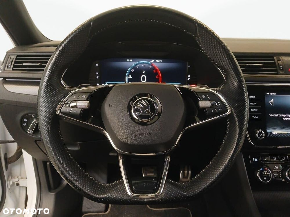 Skoda Superb 2.0 TDI SCR 4x4 Sportline DSG - 26