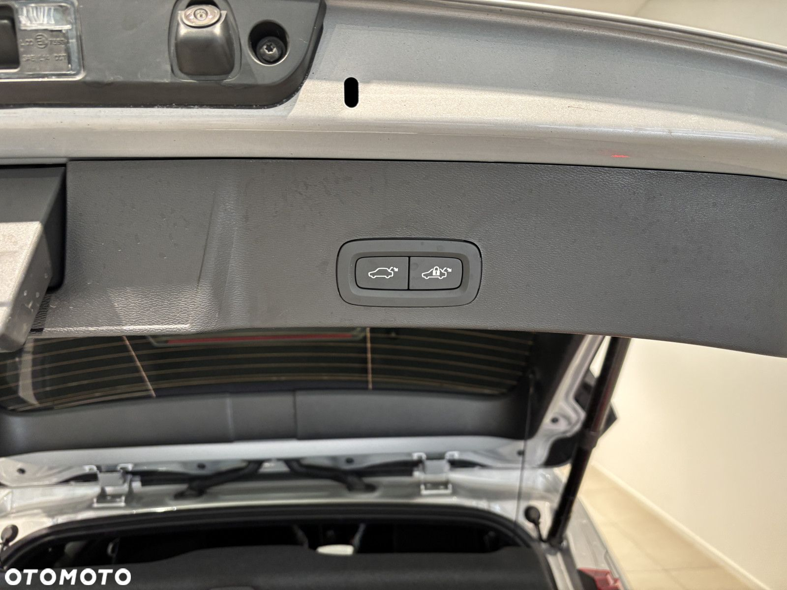Volvo XC 40 - 24