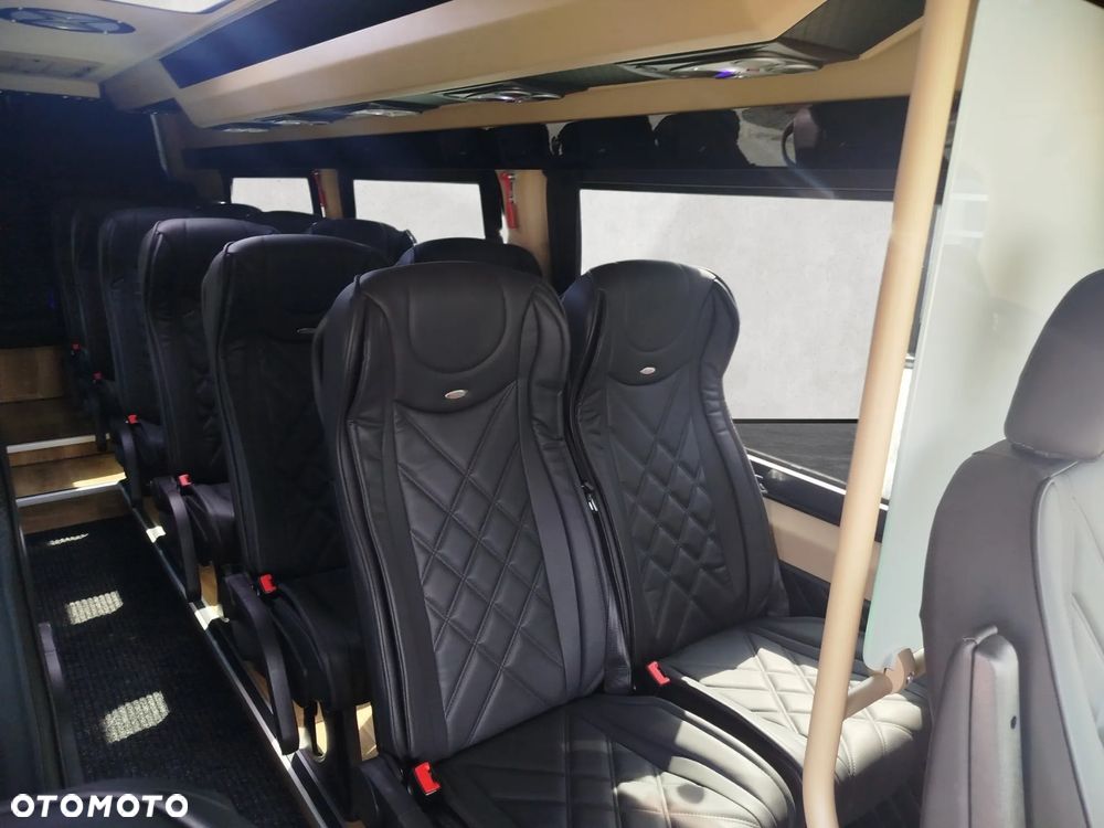 Mercedes-Benz Sprinter 519 CDI - 12