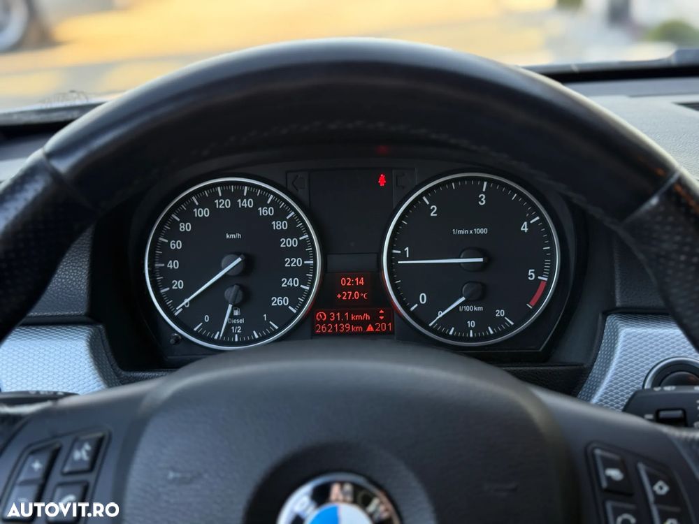 BMW Seria 3 318d - 12