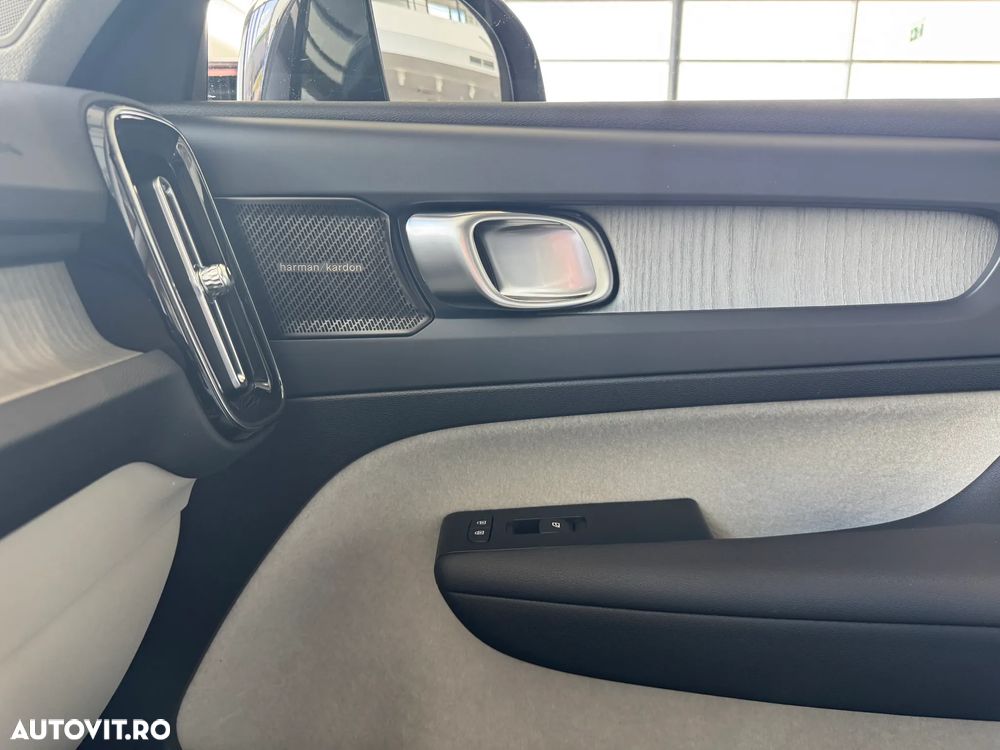 Volvo XC 40 Recharge T5 Twin Engine AT7 Inscription - 18