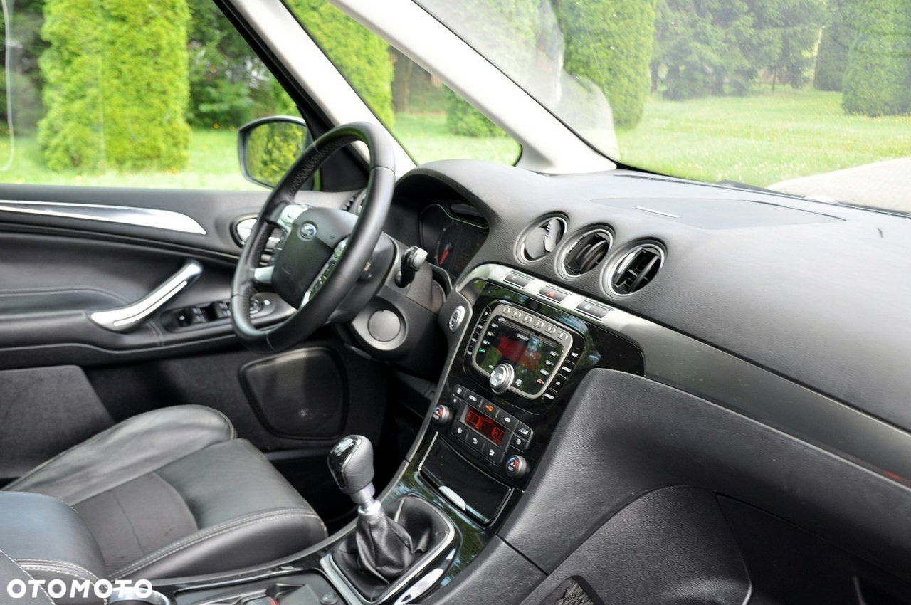 Ford Galaxy - 18