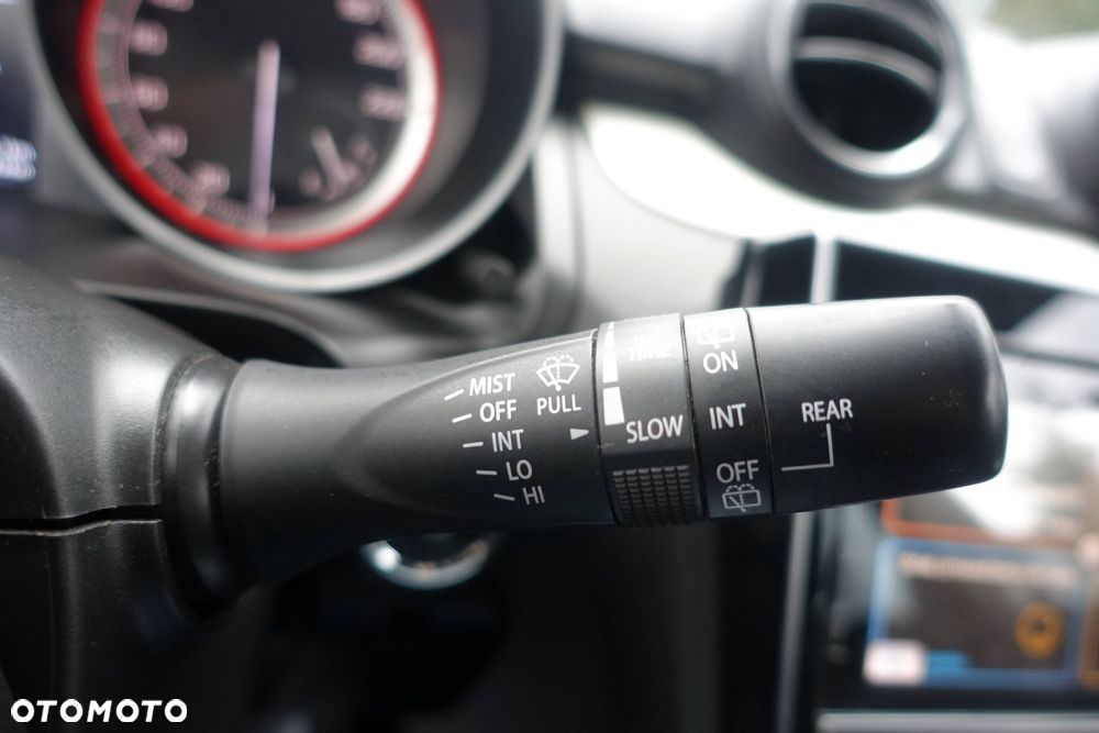 Suzuki Swift 1.2 Dualjet Hybrid Allgrip Comfort - 33