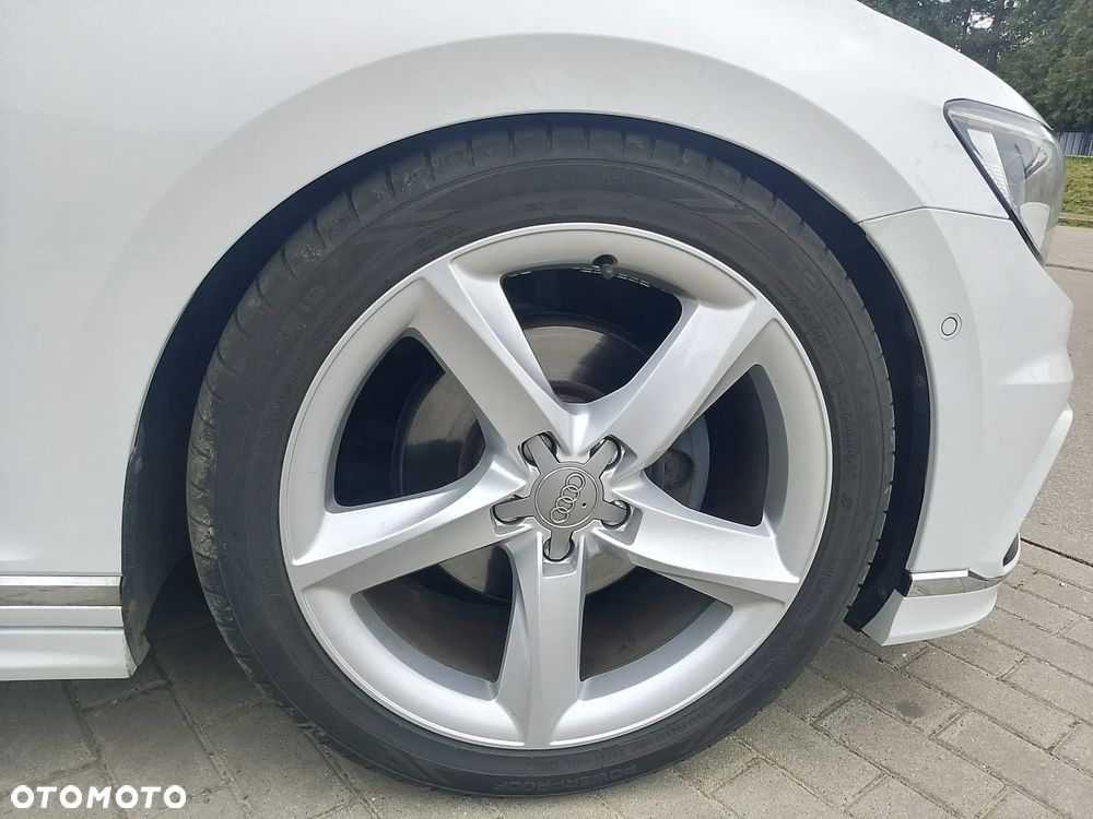 Volkswagen Passat - 25