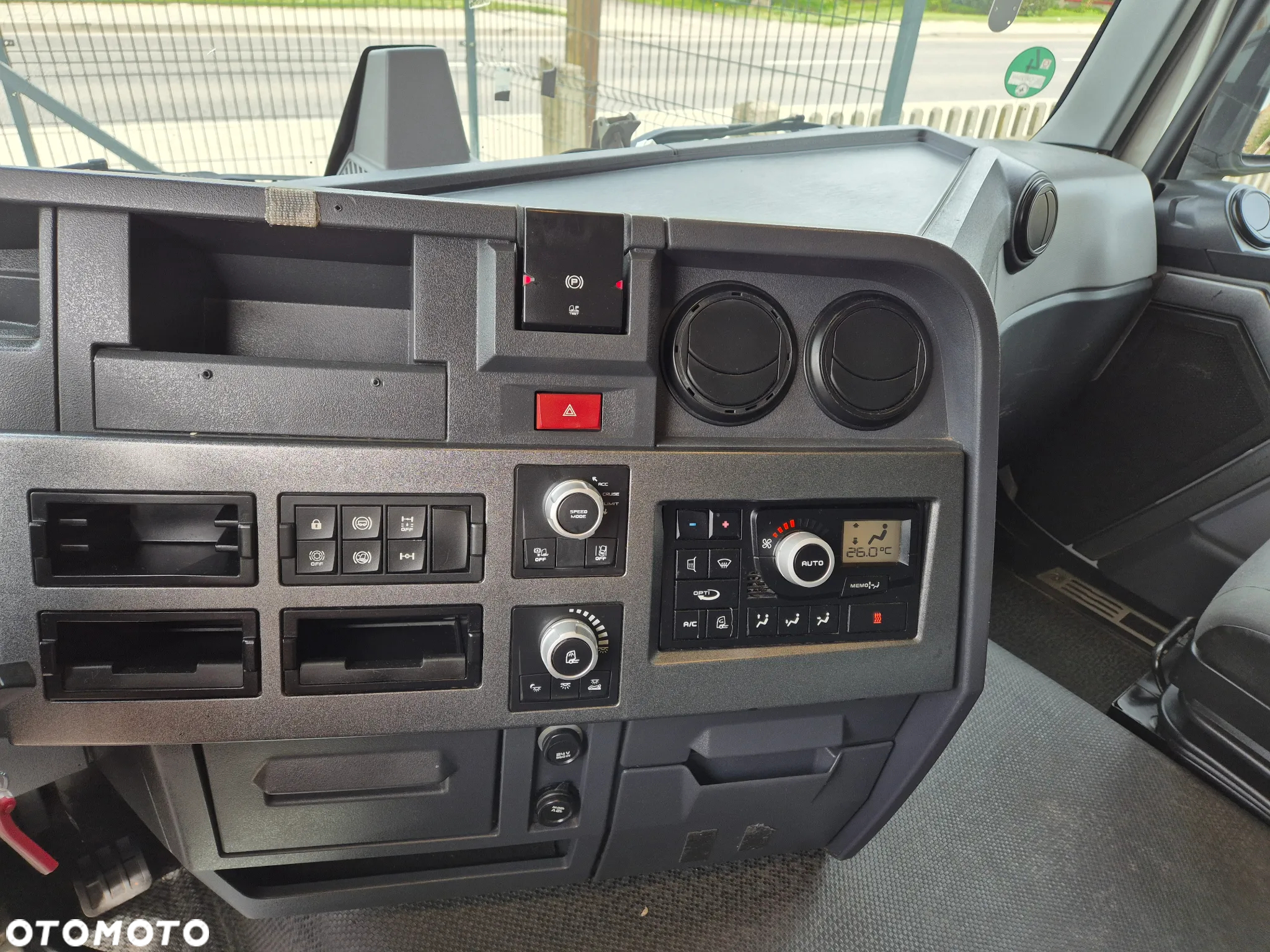 Renault T440 10/2019 ! 13l MEGA STANDARD regulowane siodło z Niemiec / klima postojowa / regulowane siodło / TOP STAN mega LOW deck standard - 23