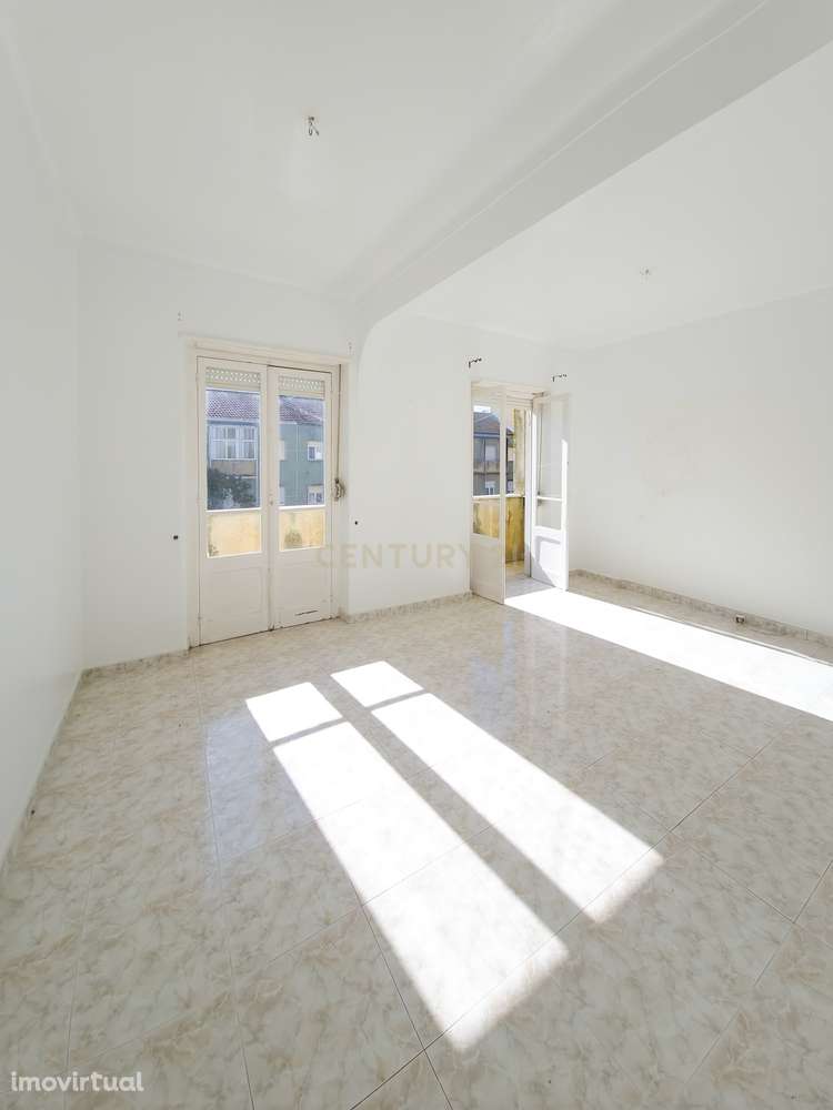 T2 com vista para o Tejo em Alcochete — em remodelação total. - Grande imagem: 3/18