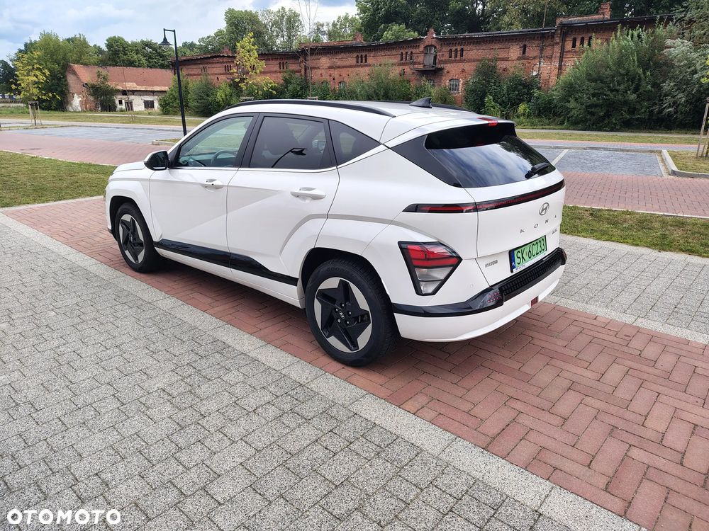 Hyundai Kona 65kWh Executive - 6