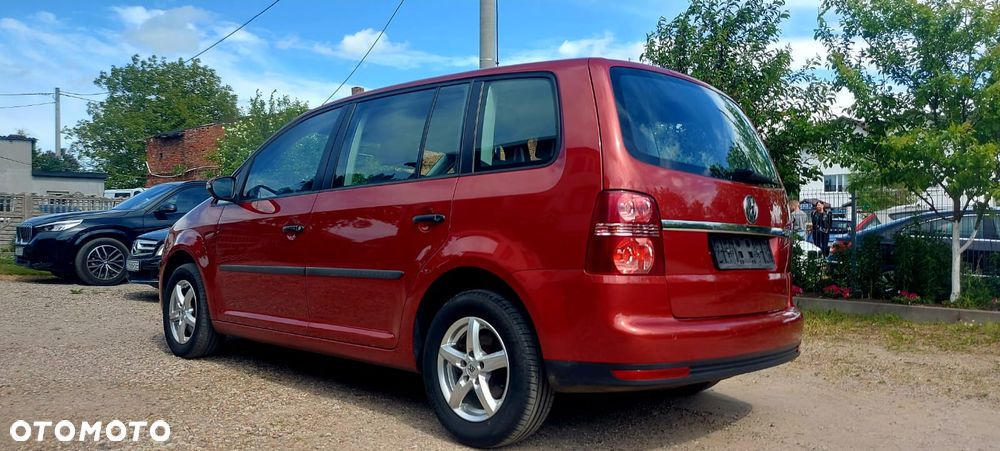Volkswagen Touran 1.6 Conceptline - 13