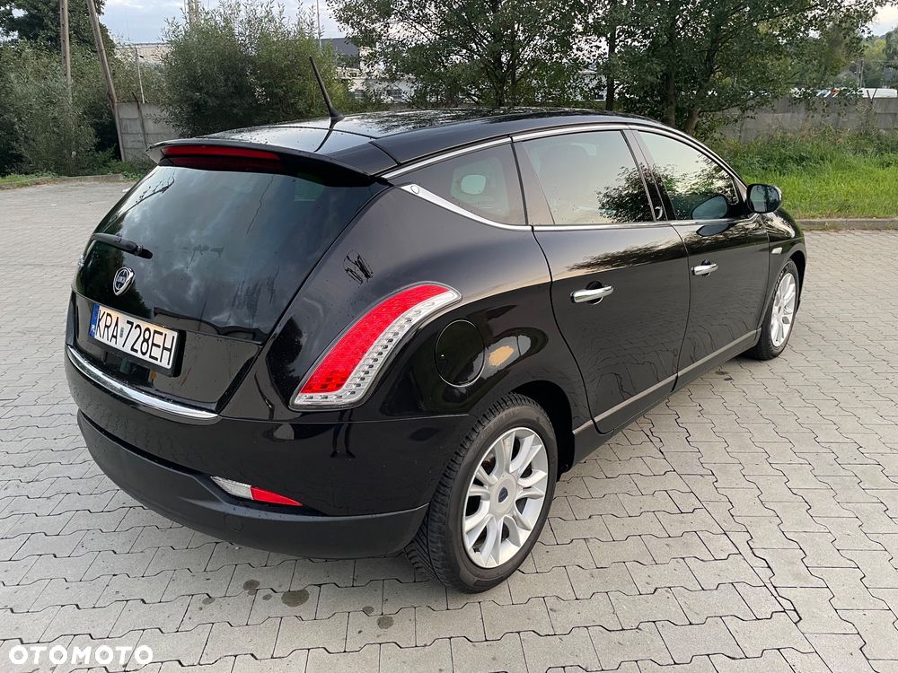 Lancia Delta 1.6 MJ Silver - 2