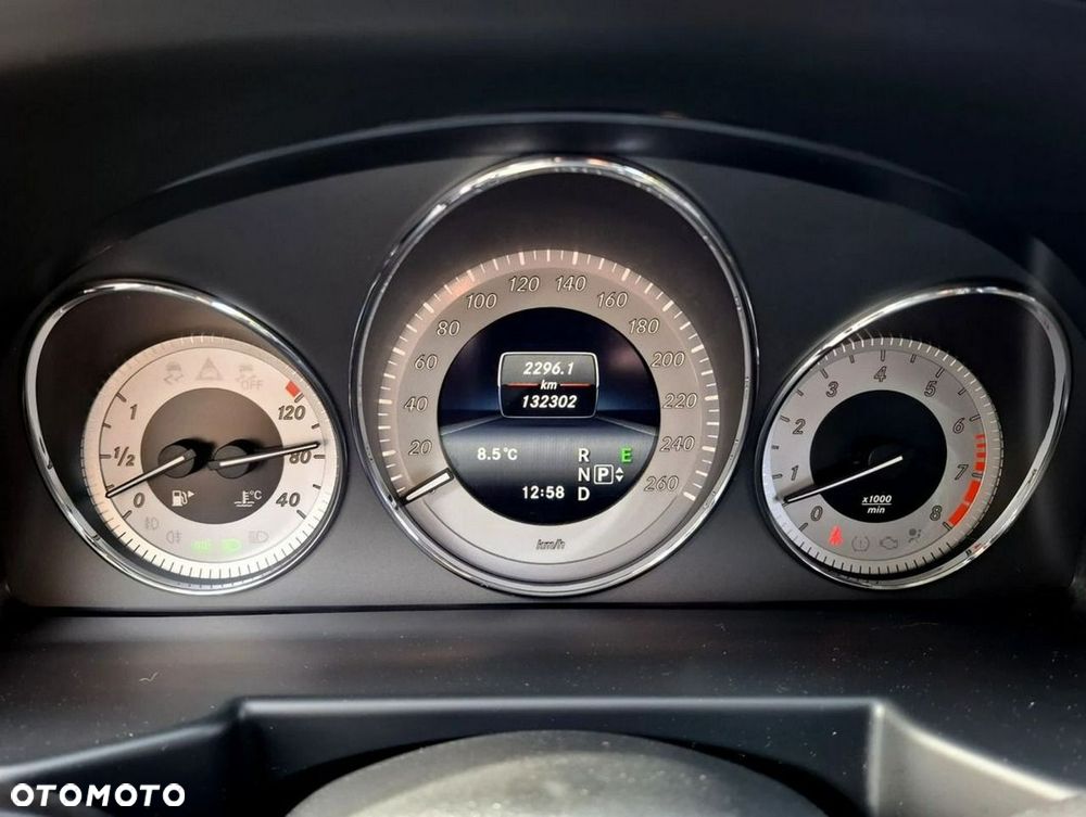 Mercedes-Benz GLK - 24