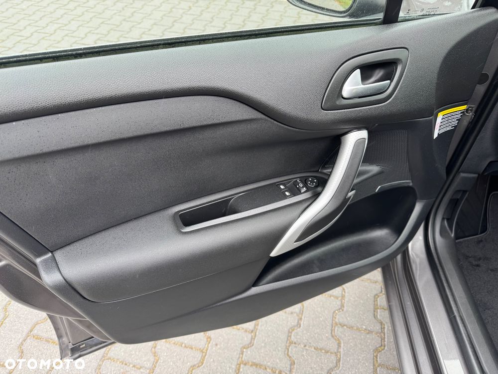 Citroën DS4 e-HDi 115 Chic - 19