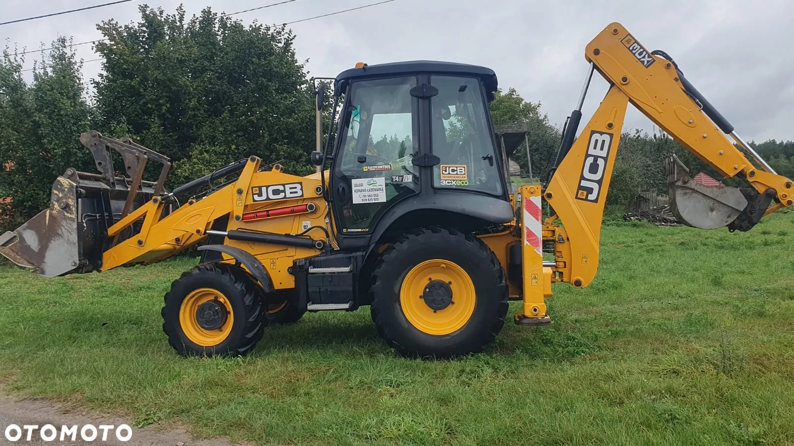 JCB 3CX - 16