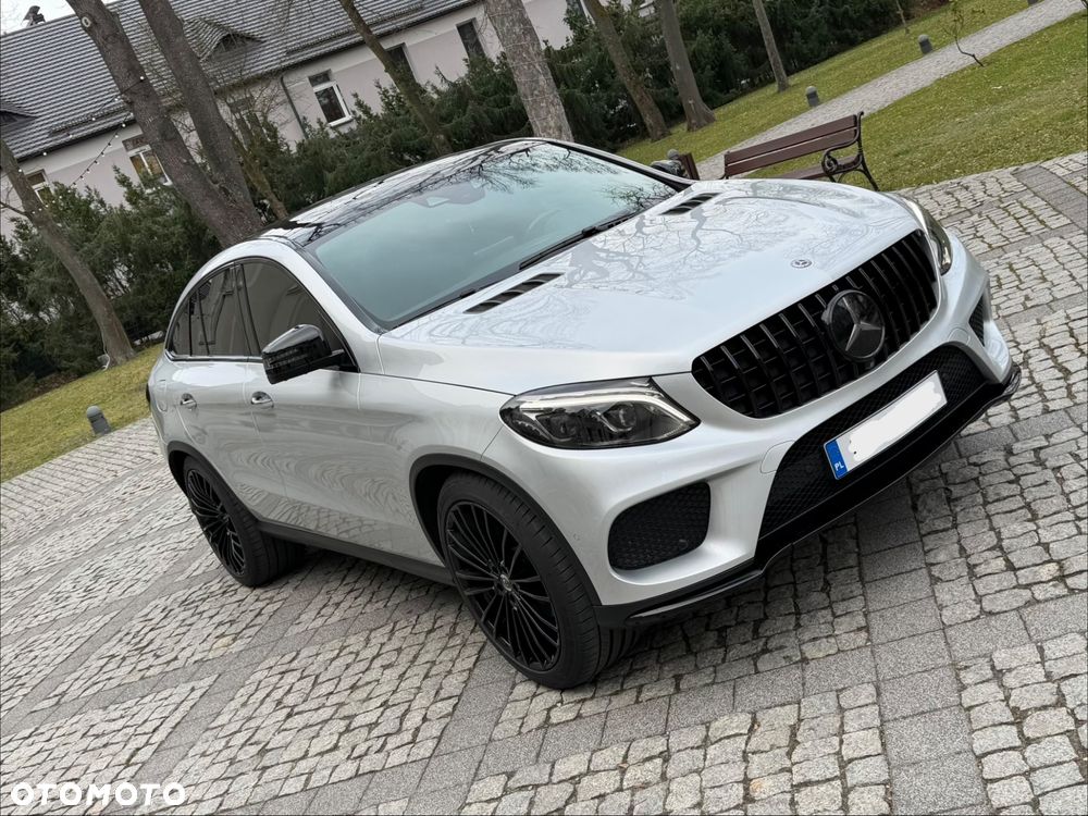 Mercedes-Benz GLE 350 d 4Matic 9G-TRONIC AMG Line - 4