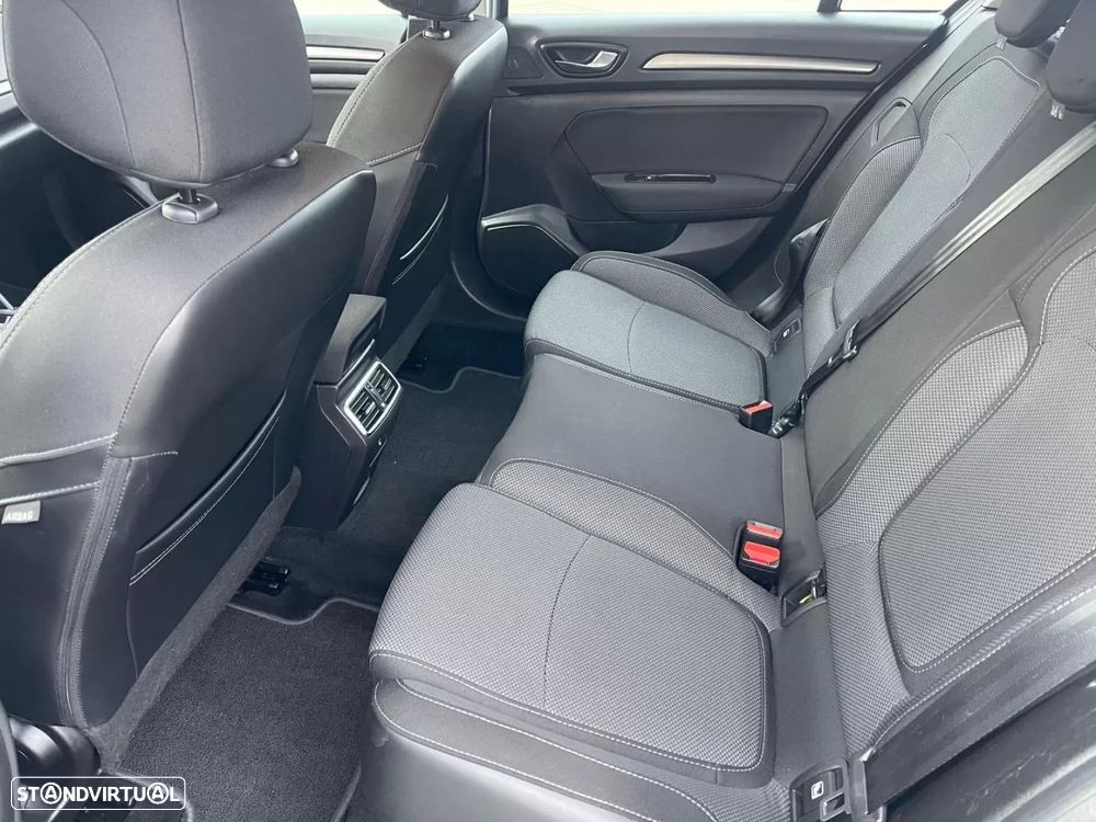 Renault Mégane Sport Tourer 1.6 E-Tech Plug-In E-Tech Hybrid Engineered - 9