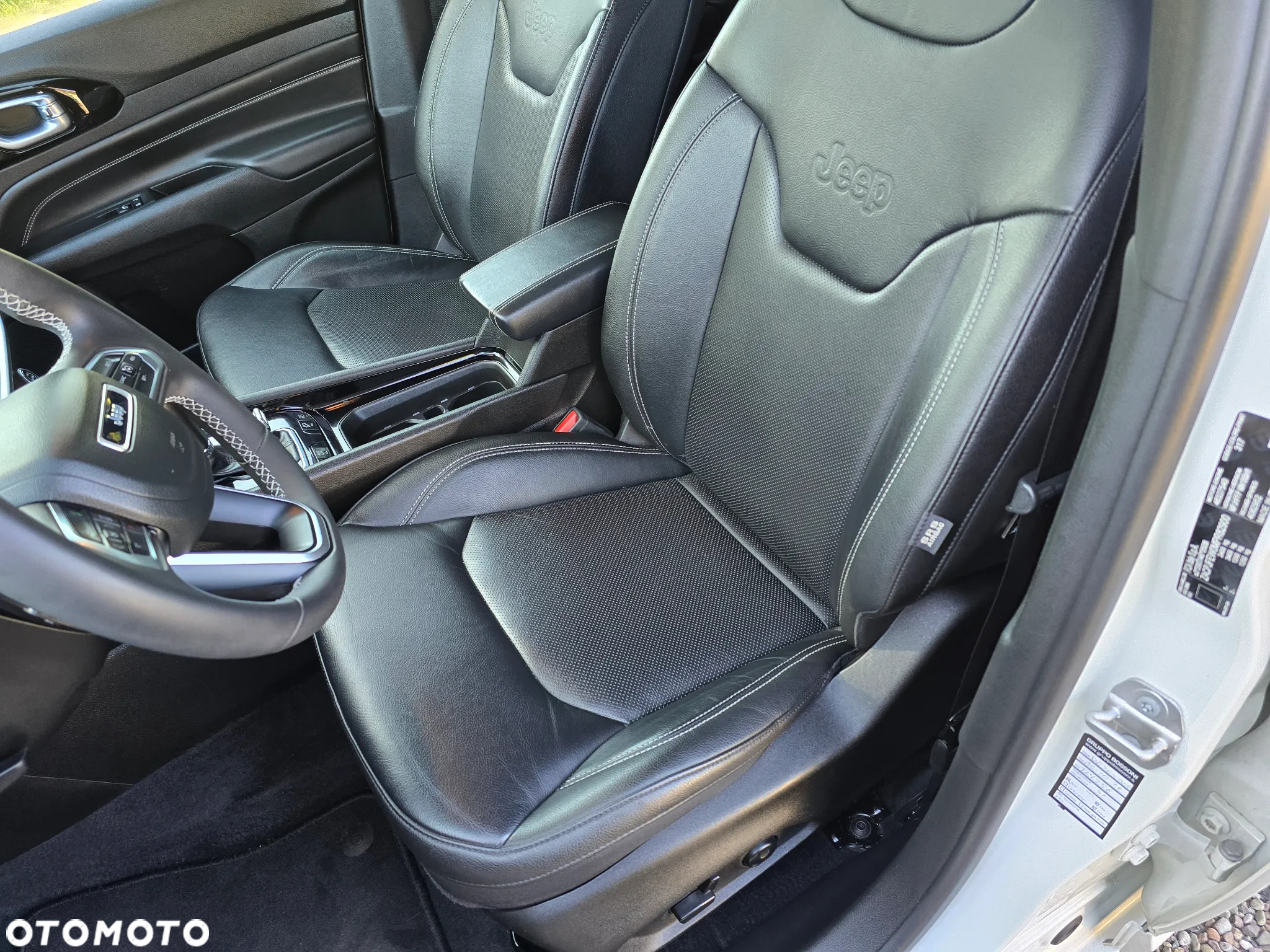 Jeep Compass 1.3 T-GDI 4xe PLUG-IN HYBRID Automatik S - 15