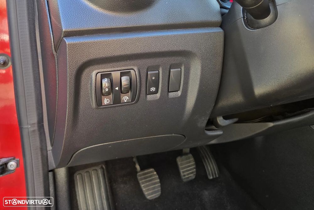 Renault Captur 1.5 dCi Exclusive - 18