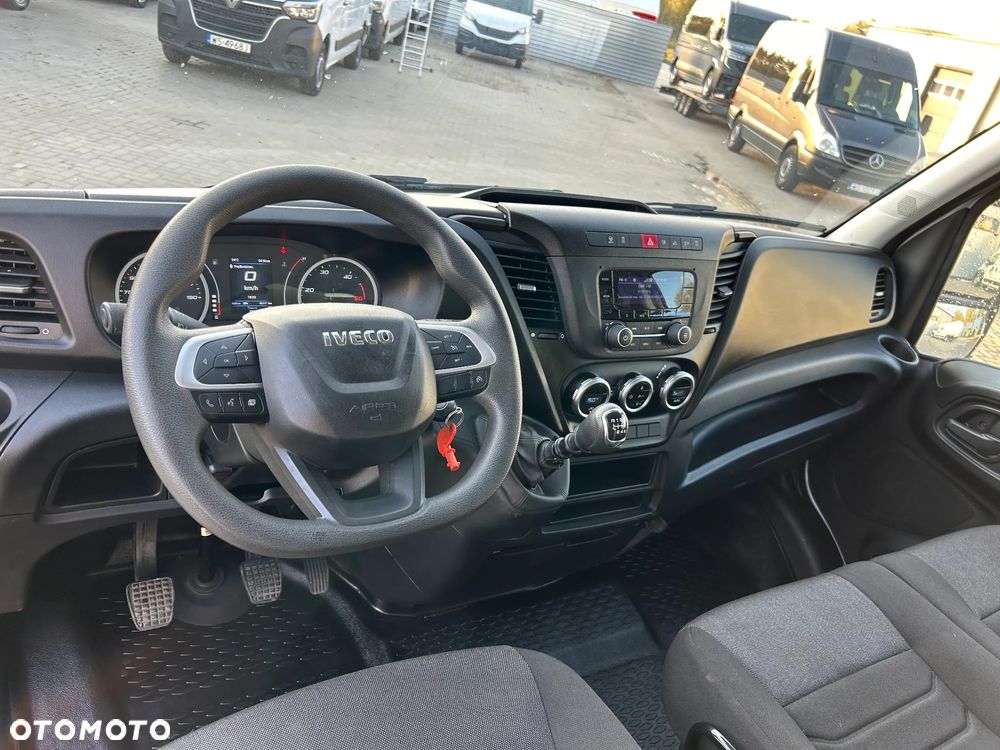 Iveco Daily - 12