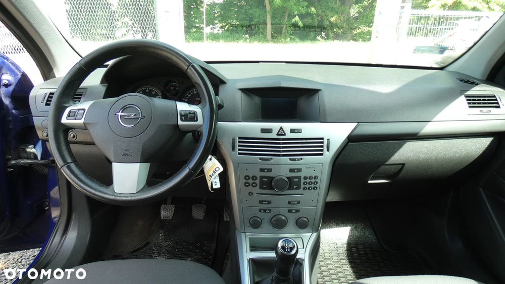 Opel Astra 1.6 Edition - 18