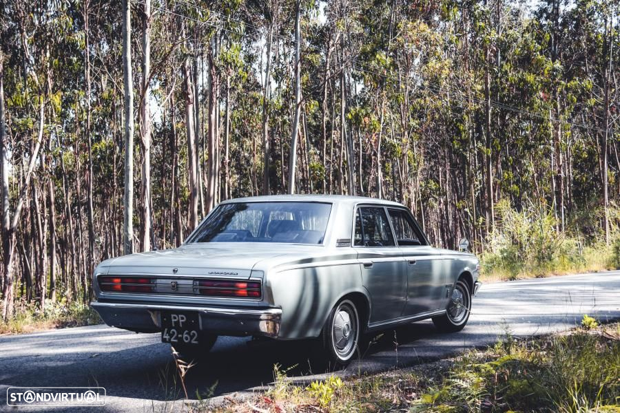 Toyota Crown - 15