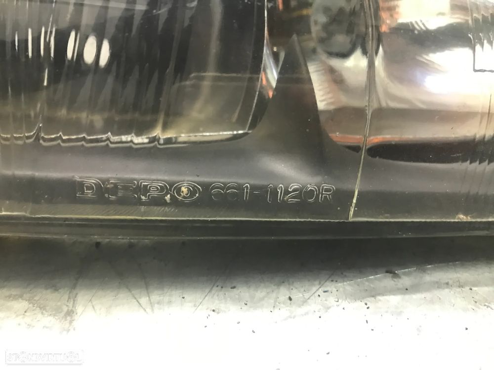 OTICA / FAROL FIAT BRAVO / BRAVA / MAREA - DIREITO - 3