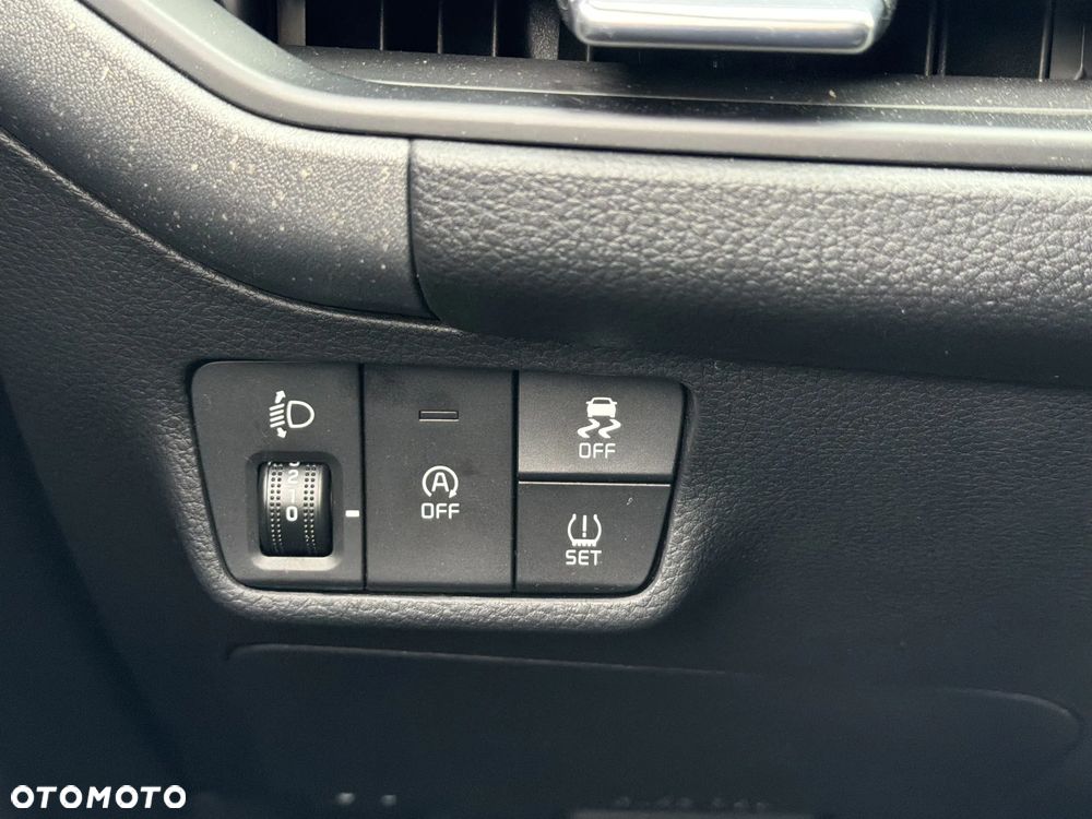 Kia Stonic 1.0 T-GDI M DCT - 26