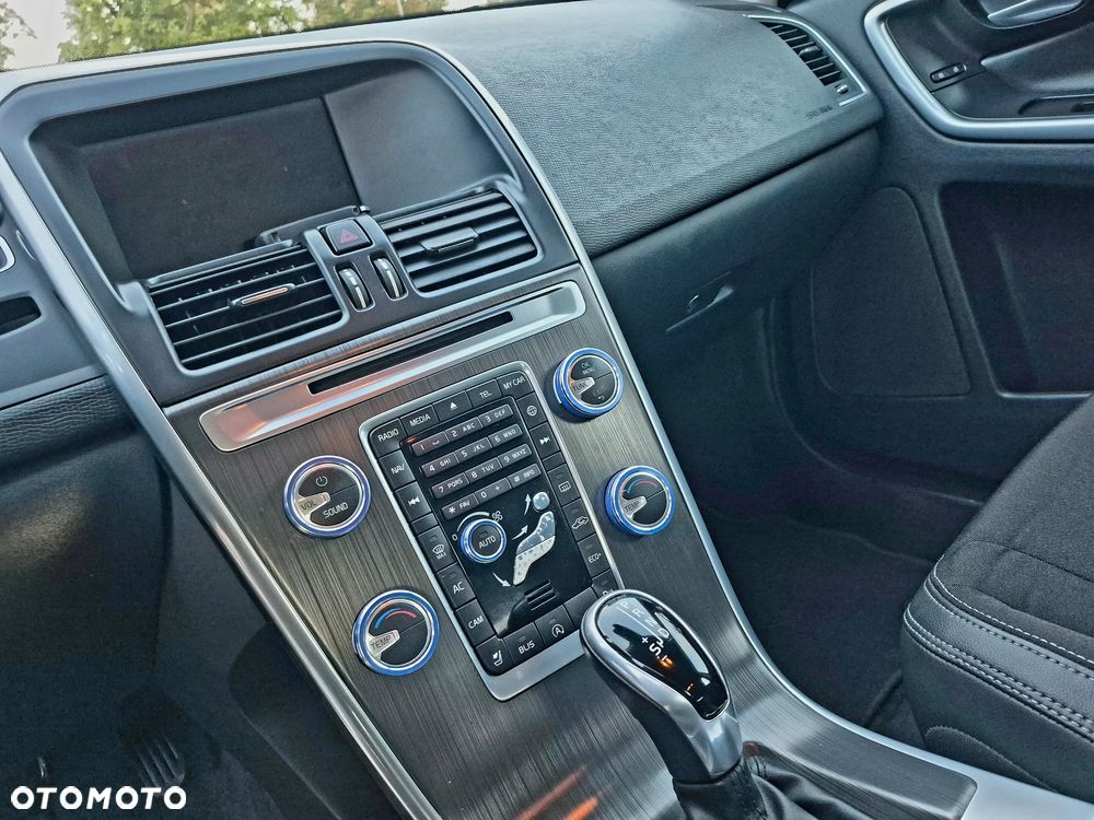 Volvo XC 60 - 17