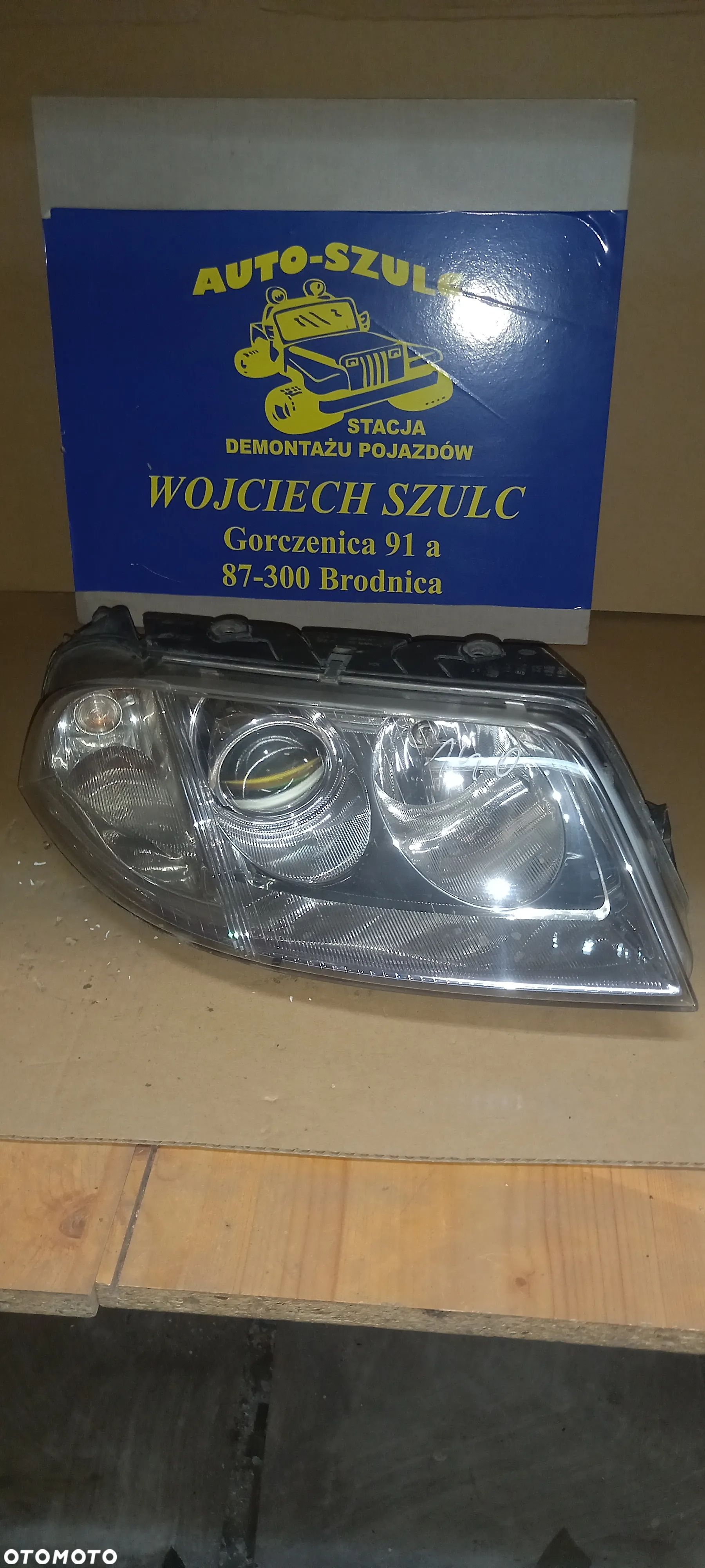 Lampa przód przednia prawa VW Passat B5FL EUROPA - 1