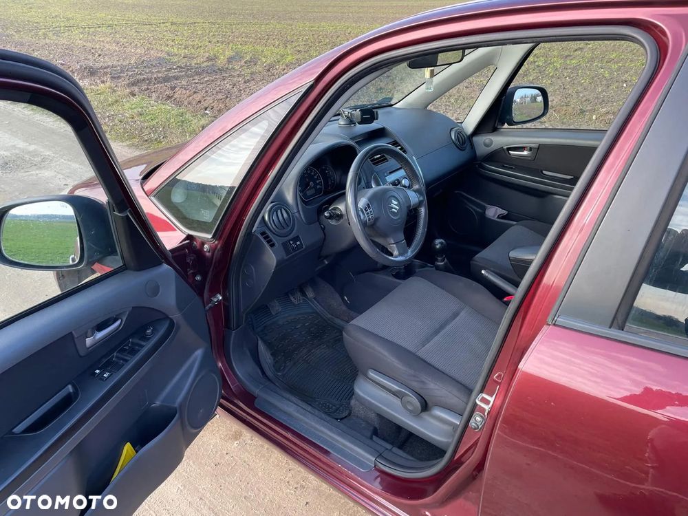 Suzuki SX4 1.6 GLX / Comfort - 10