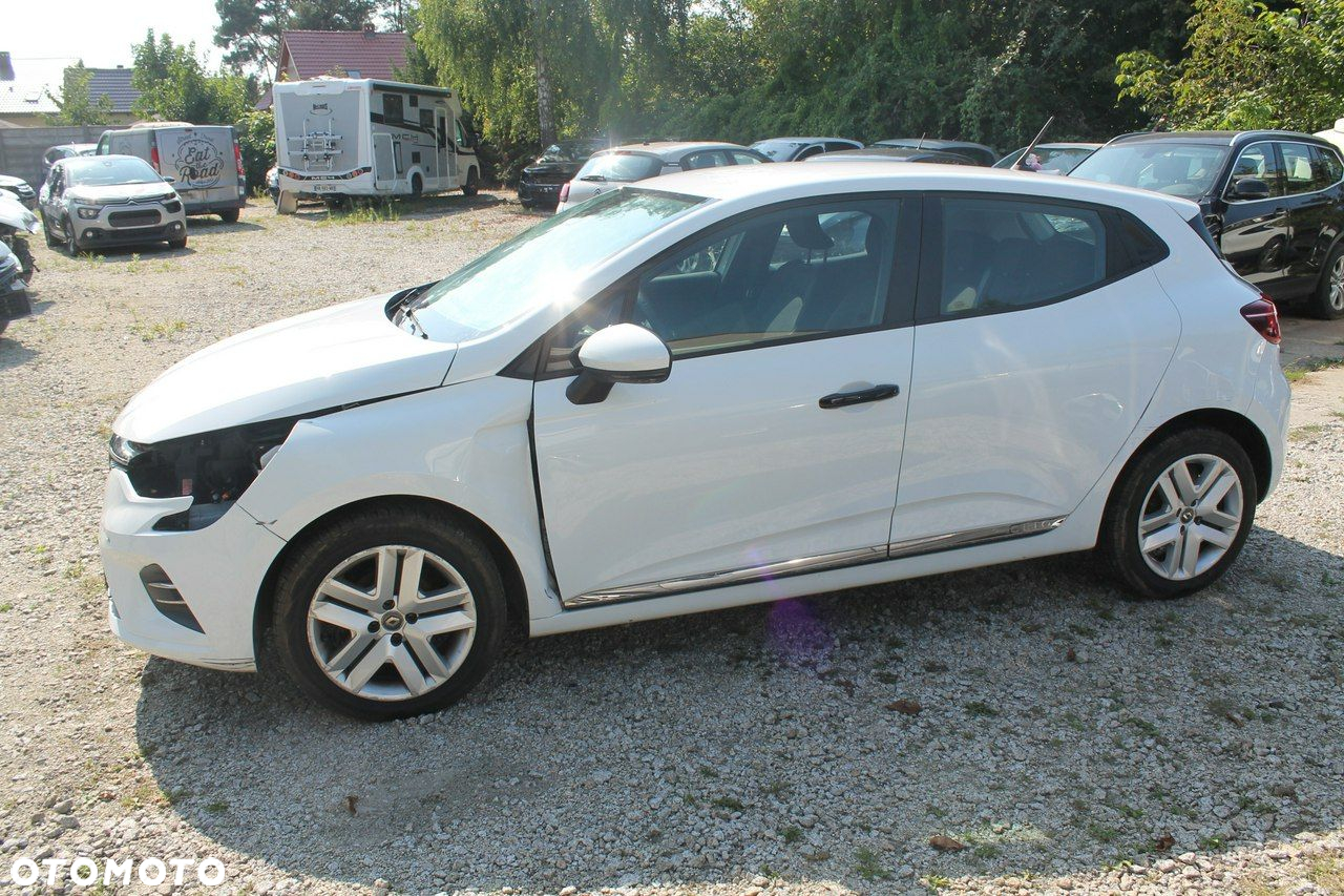 Renault Clio - 8