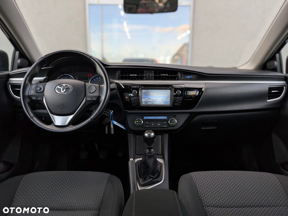 Toyota Corolla 1.6 Premium EU6 - 13