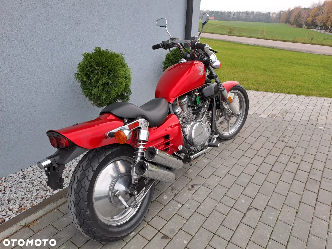 Honda VF - 17
