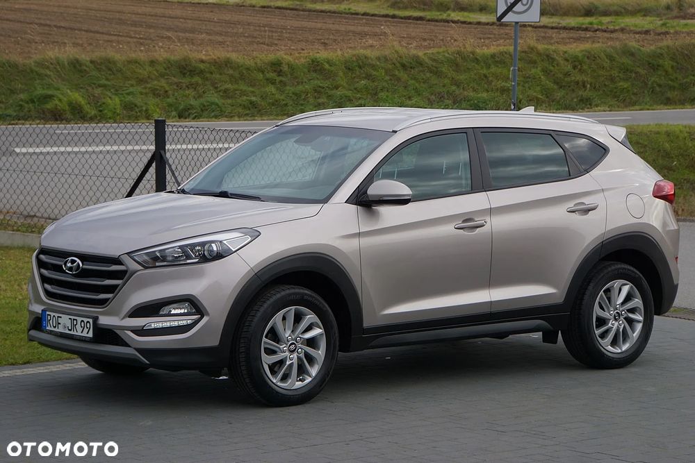 Hyundai Tucson blue 1.6 GDi 2WD Passion - 11