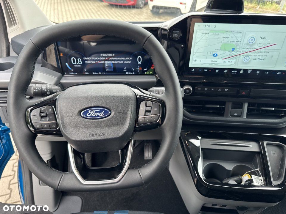 Ford Tourneo Custom - 14