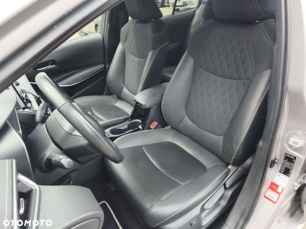 Toyota Corolla 1.8 Hybrid Executive - 21