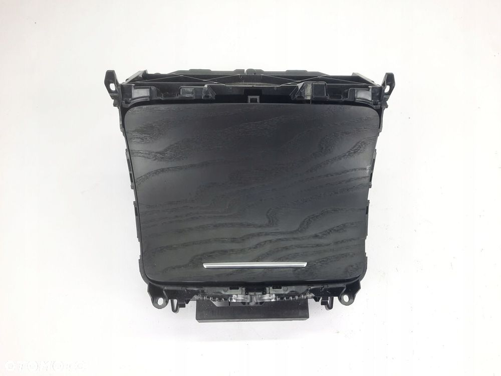 MERCEDES C W205 DEKORY LISTWY OZDOBNE POPIELNICZKA - 2