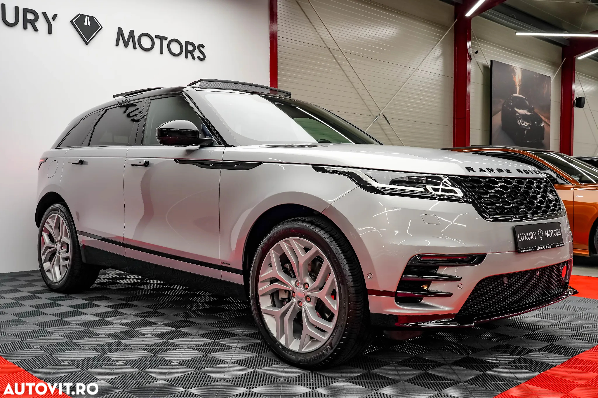 Land Rover Range Rover Velar R-Dynamic 2.0 D200 MHEV HSE - 9