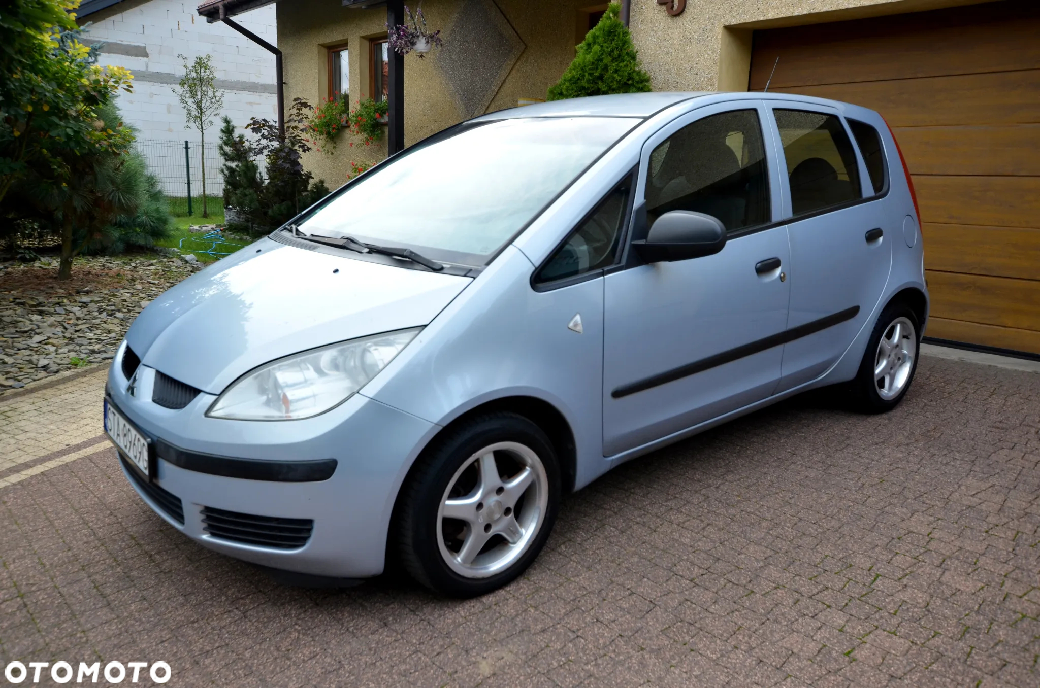 Mitsubishi Colt 1.3 Invite - 2
