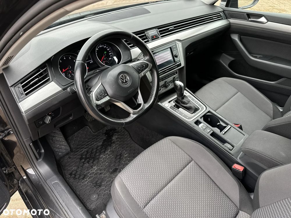 Volkswagen Passat 1.5 TSI EVO Essence DSG - 9