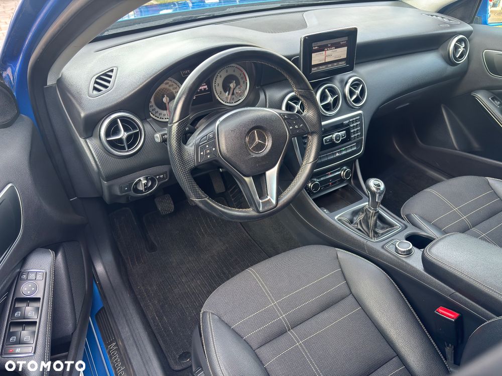 Mercedes-Benz Klasa A 200 (BlueEFFICIENCY) Urban - 17